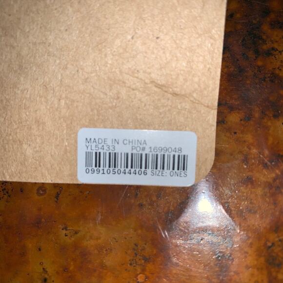 NWT J. Crew Seashell "Beach Getaway" 2 1/4" Gold Hoop Earrings - Picture 7 of 8